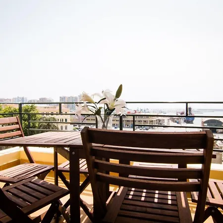 Holidays2malaga Terraza & Junto Puerto Deportivo * 말라가