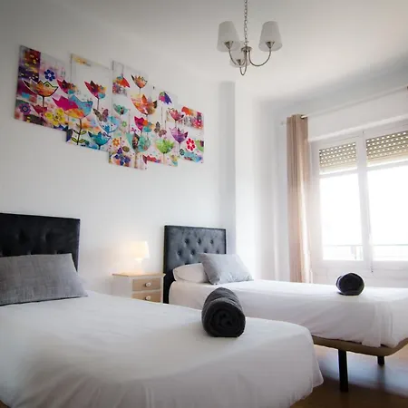 아파트 Holidays2malaga Terraza & Junto Puerto Deportivo *